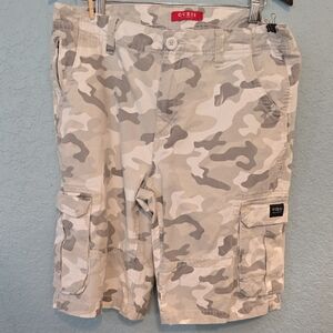 GUESS Men's Cargo Shorts - Cream Camo